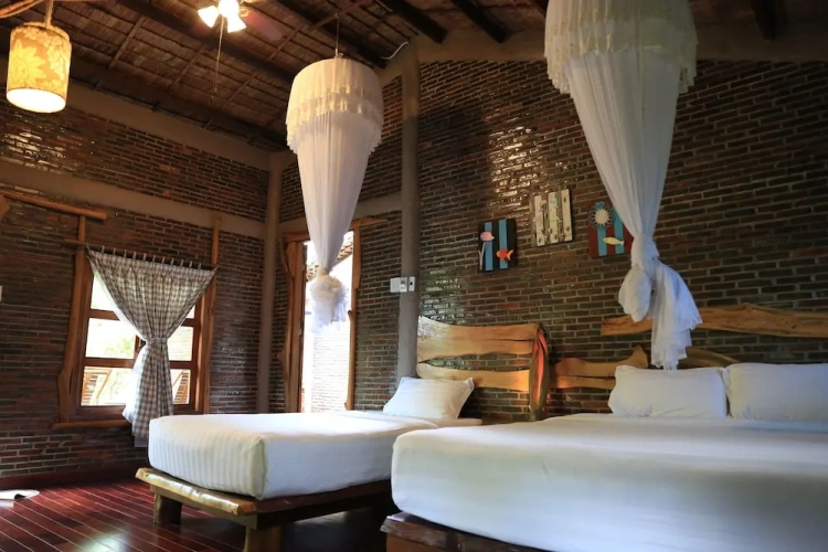 Deluxe Triple room with garden view