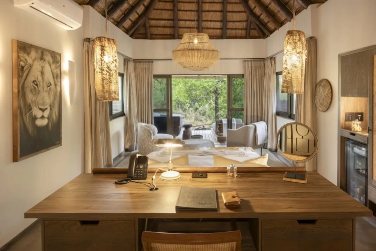 1 Bedroom Luxury Suite