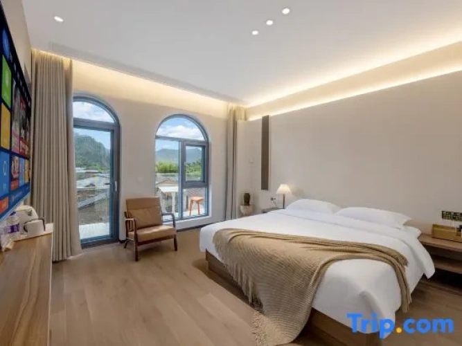Deluxe Double room with balcony