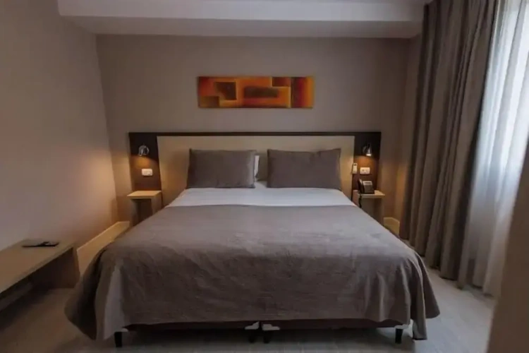 Deluxe Quadruple room