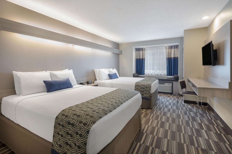 Microtel Inn & Suites By Wyndham Atlanta/Buckhead Area photo 8