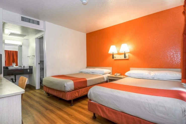 Deluxe Quadruple room