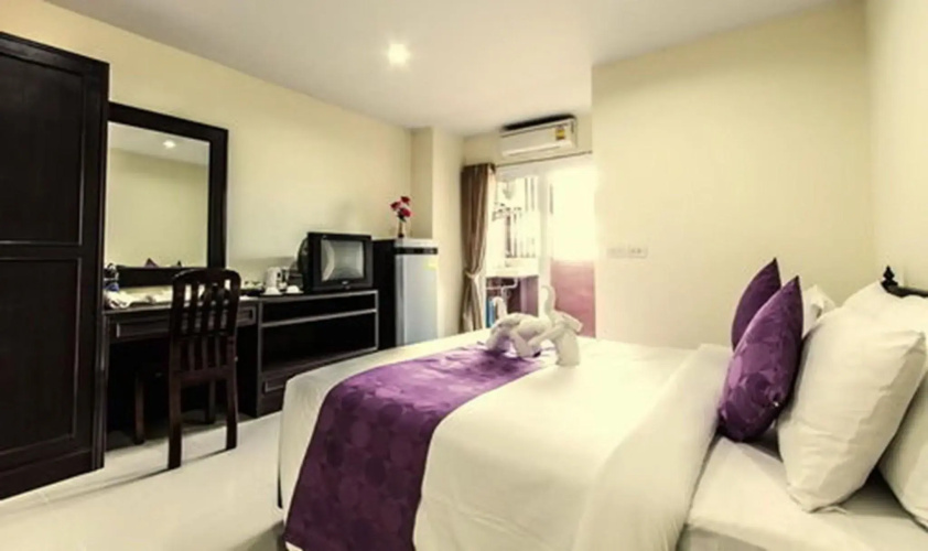 Meesuk Place