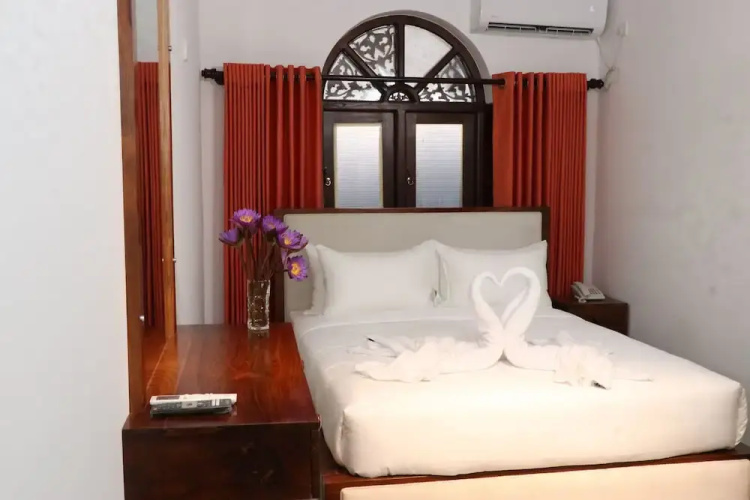 CELONESE HOTEL & RESTAURANT Kandy