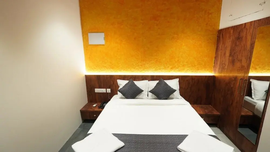 Hotel Hive Inn