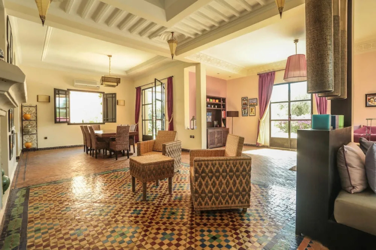 Villa Abalya 22