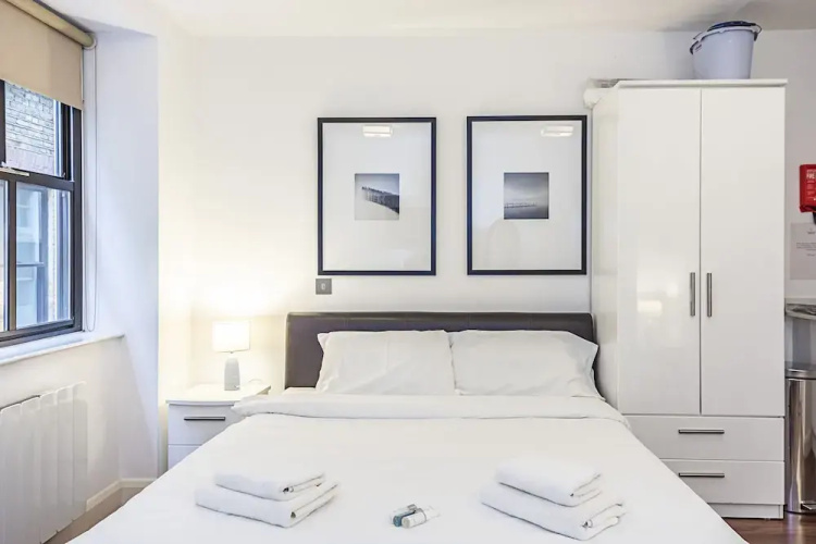 Monument Apartments London Bridge
