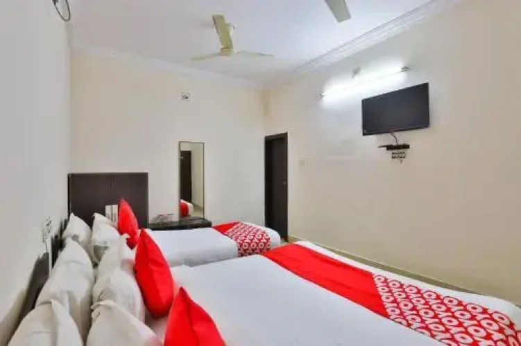 Hotel Kavya by OYO Rooms