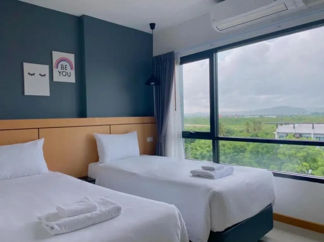 Standard Twin room