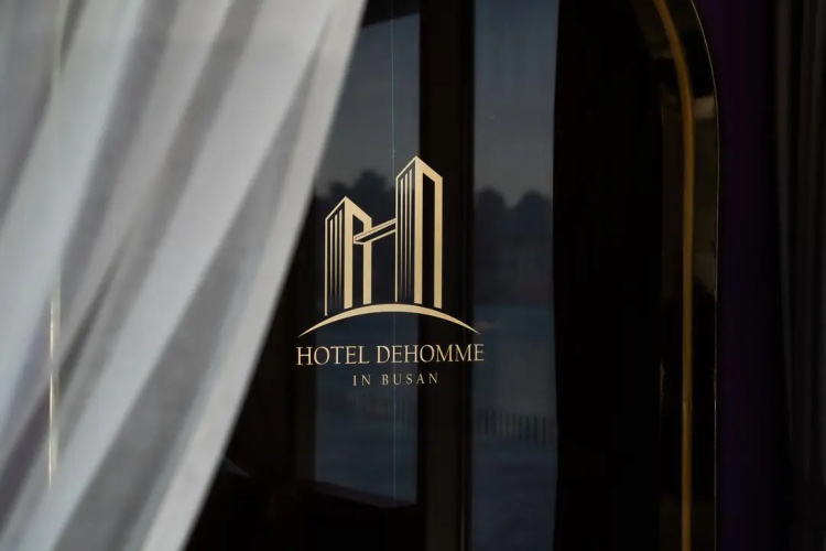 DeHomme Hotel