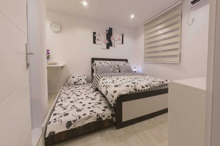 Appleline Apartments (Apple Studios & Rooms)