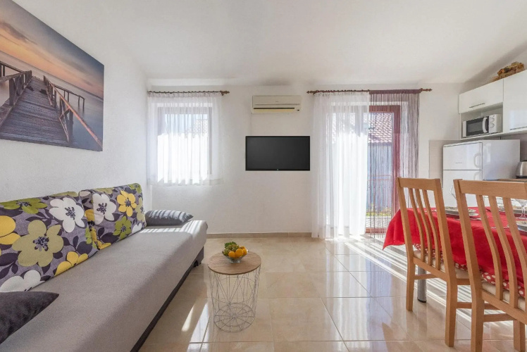 Apartments Pleadin