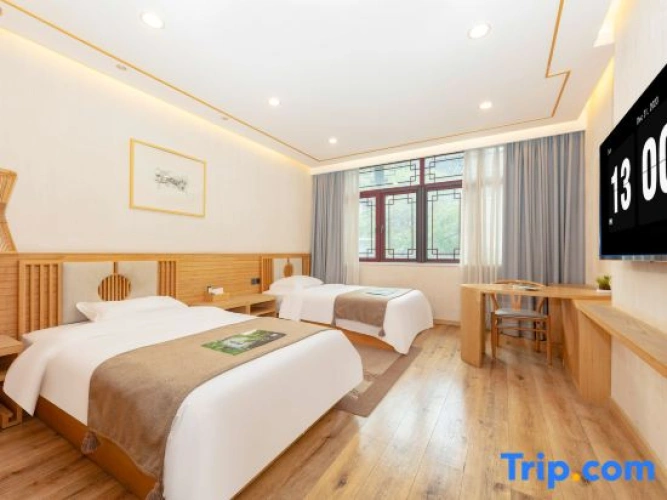 Standard Double room with garden view