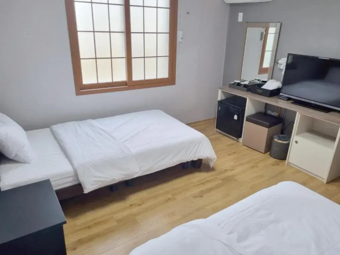 Charlie Hotel