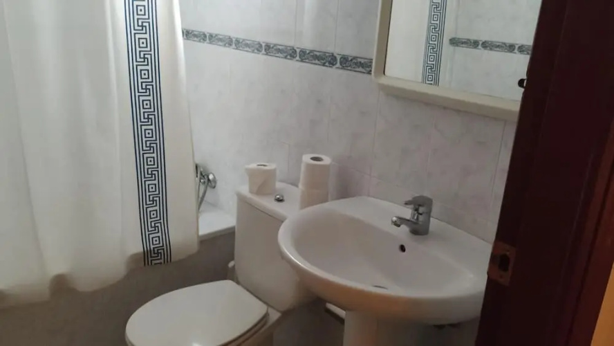 24H Hostal Antequera