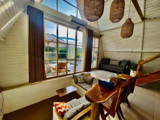 1 Bedroom Deluxe room with mountain view