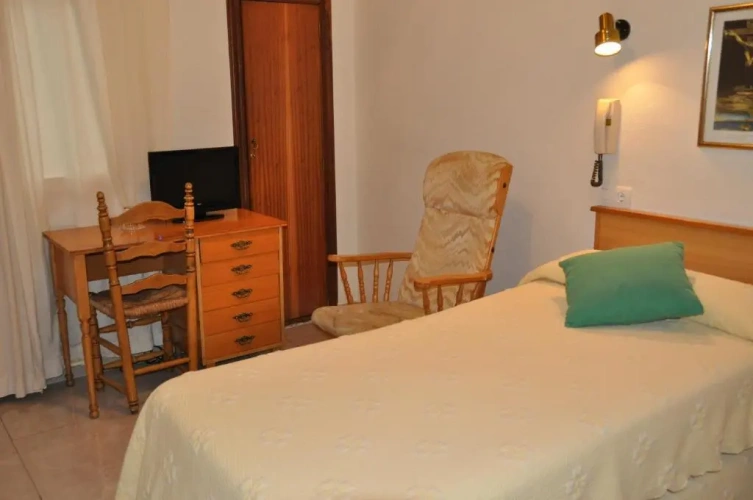 Standard Single room