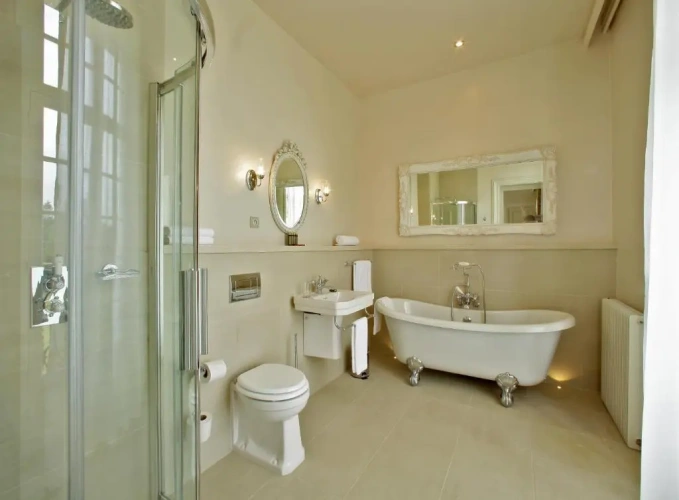 Deluxe Double room with lake view