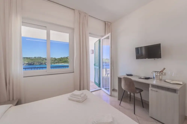 Economy Double room with balcony