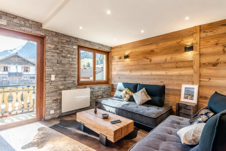 3 Bedrooms Apartment