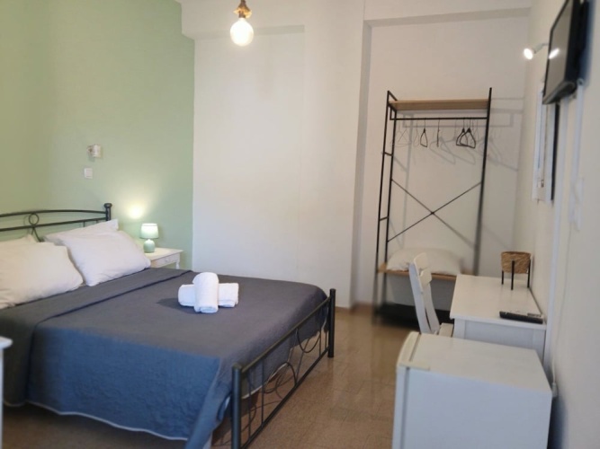 Standard Double room with city view