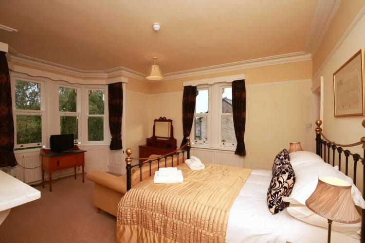 Eastfield Lodge