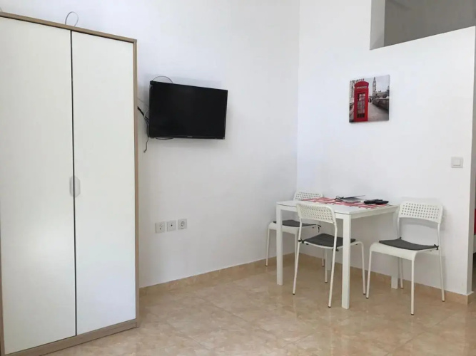 Sisifou Hostel