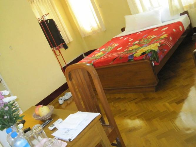 Golden Guest Inn