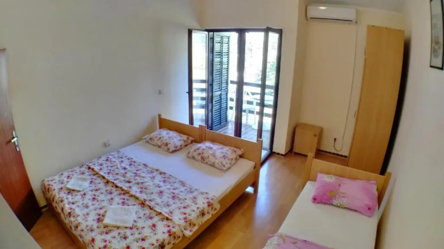 Standard Double room with garden view