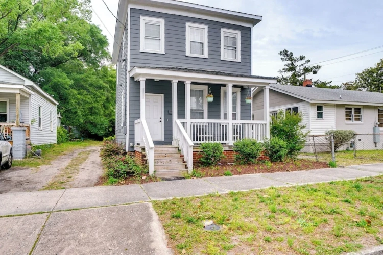 2 Bedrooms Cottage