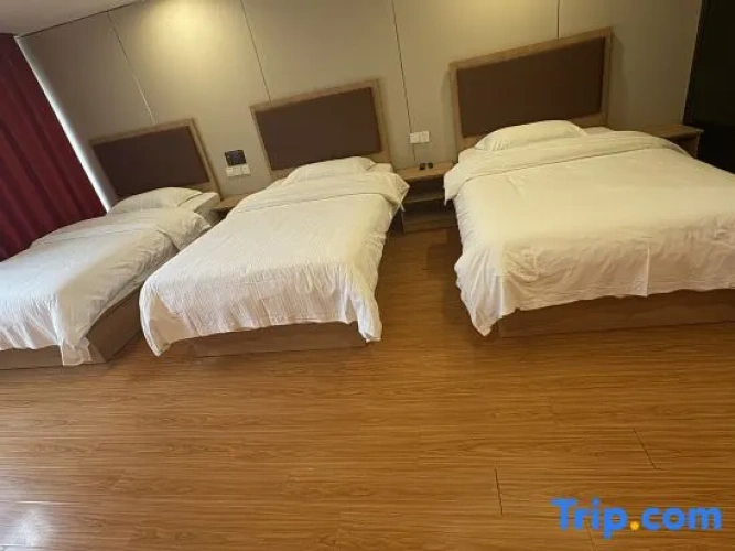 Business Triple room