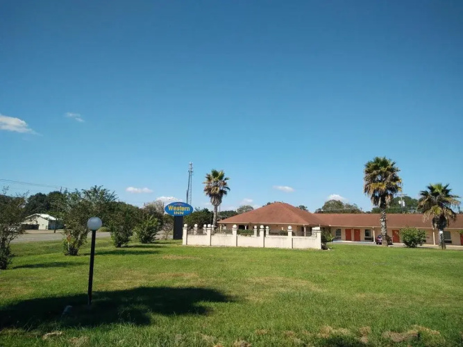 Western Inn