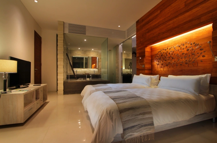 2 Bedrooms Villa