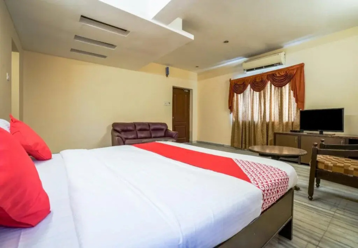 Samrat Presidency by OYO Rooms