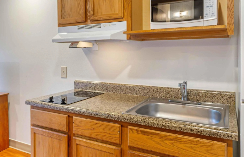 Extended Stay America Select Suites Fayetteville West photo 16