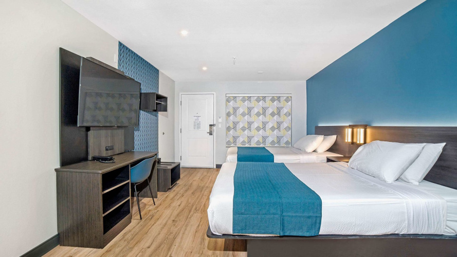 Studio 6 Suites – Stockton, CA – Waterfront