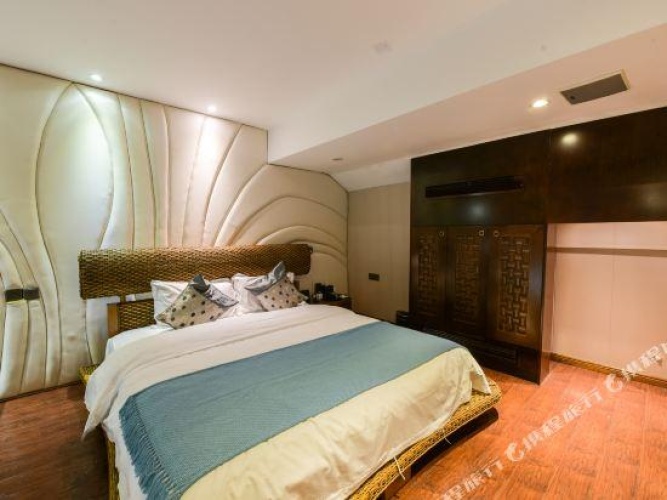 Deluxe Double Duplex room