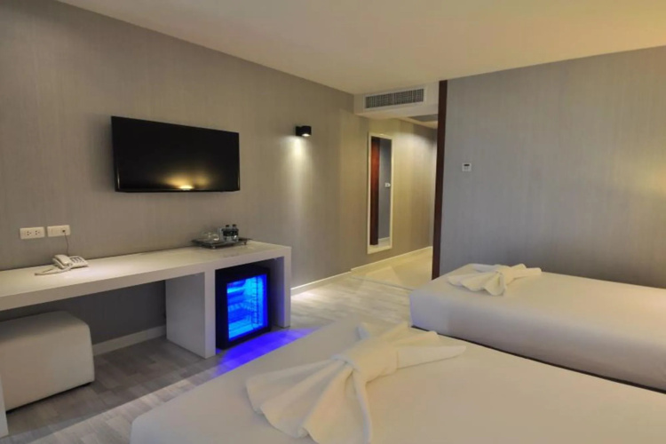 Tanzeno Hotel