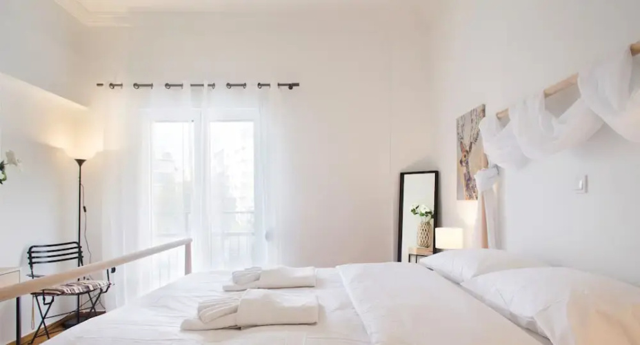 65m² homm Hype Koukaki Flat - A