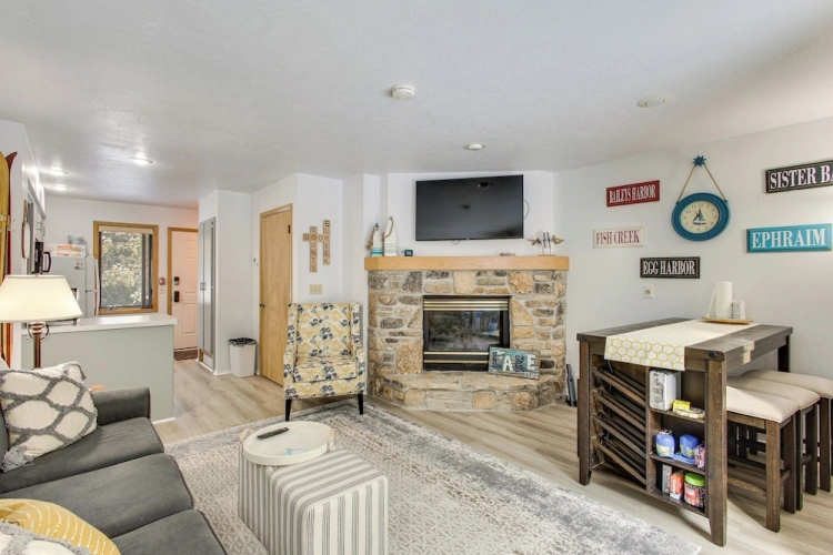 2 Bedrooms Apartment with balcony