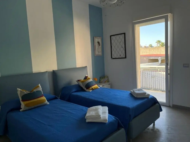 3 Bedrooms Cottage