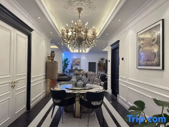 Xianglongmu Space Designer Hotel