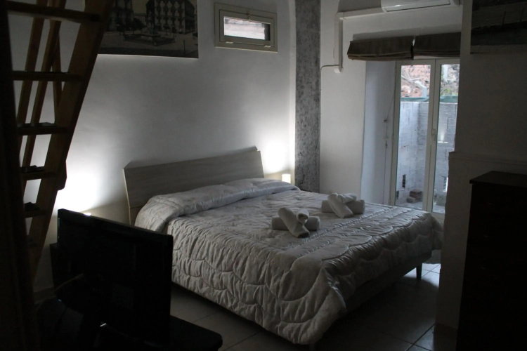 Home Greco