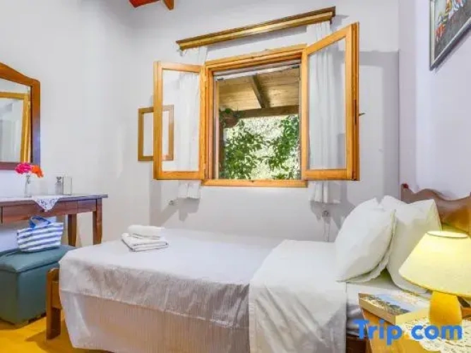 3 Bedrooms Villa