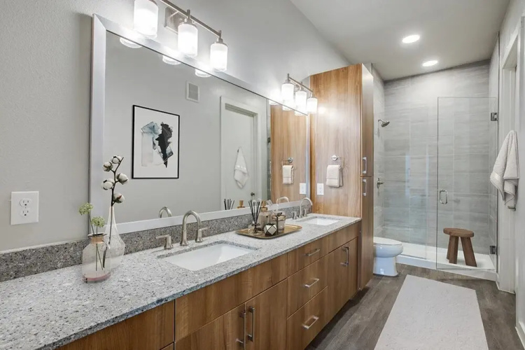 Southside Flats By Barsala
