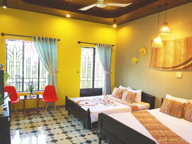 Standard Triple room