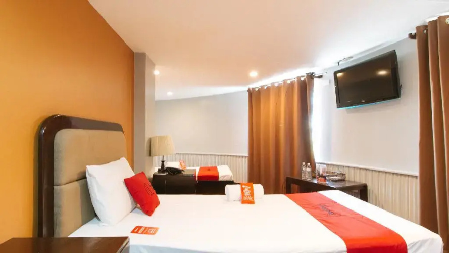 Arzo Hotel Manila