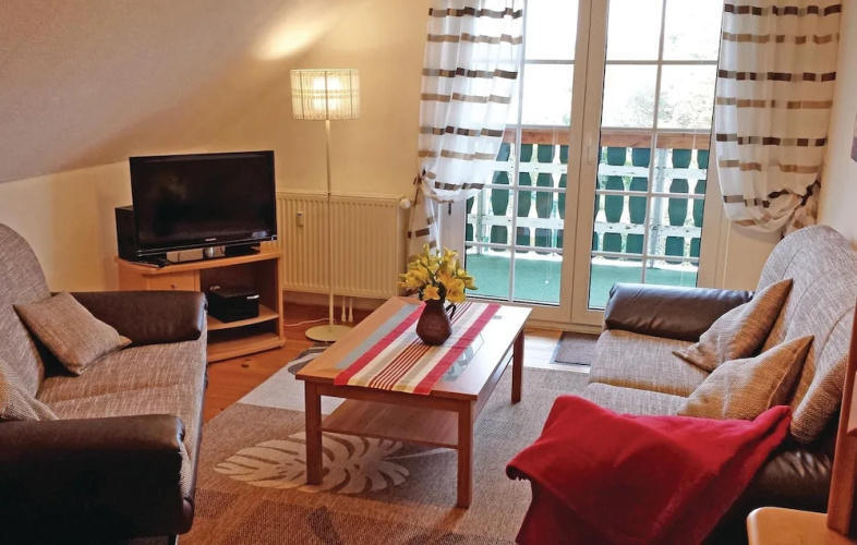 Nice Apartment in Sagard With 2 Bedrooms and Wifi