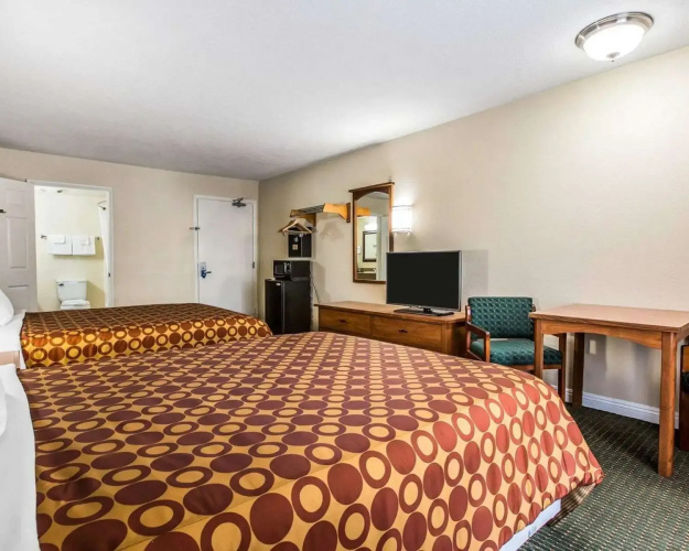 Hotel Avenida, San Clemente Beach