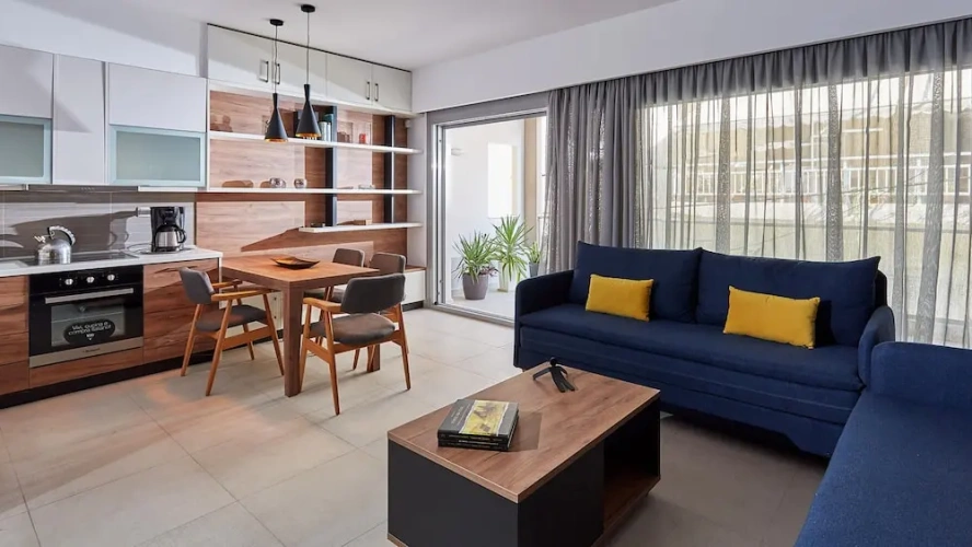 Apartment with balcony
